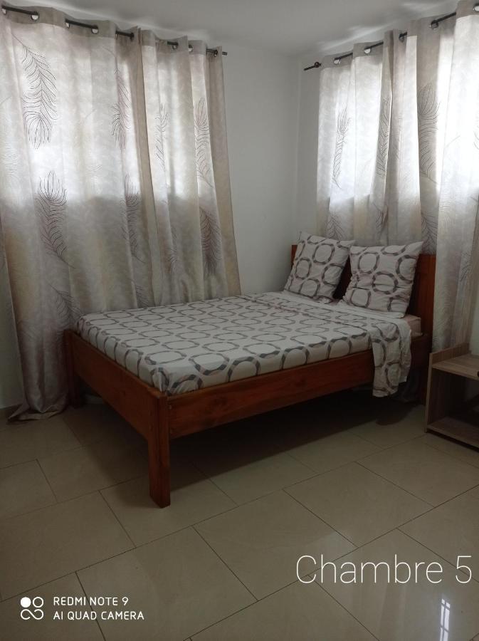 Le Mastro Chambre D'Hotes Mamoudzou Exterior photo